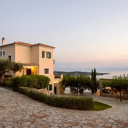 Panoramic Poolside Getaway Σπίτι διακοπών Πόρτο Χέλι