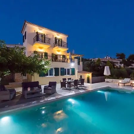 Panoramic Poolside Getaway Πόρτο Χέλι