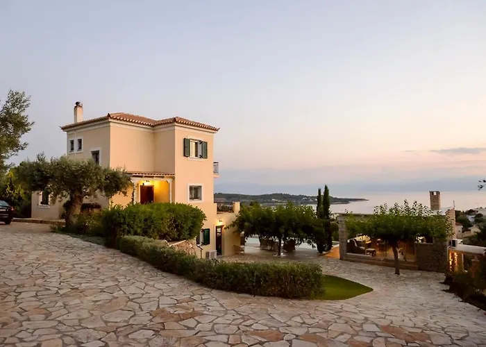 Panoramic Poolside Getaway Σπίτι διακοπών Πόρτο Χέλι